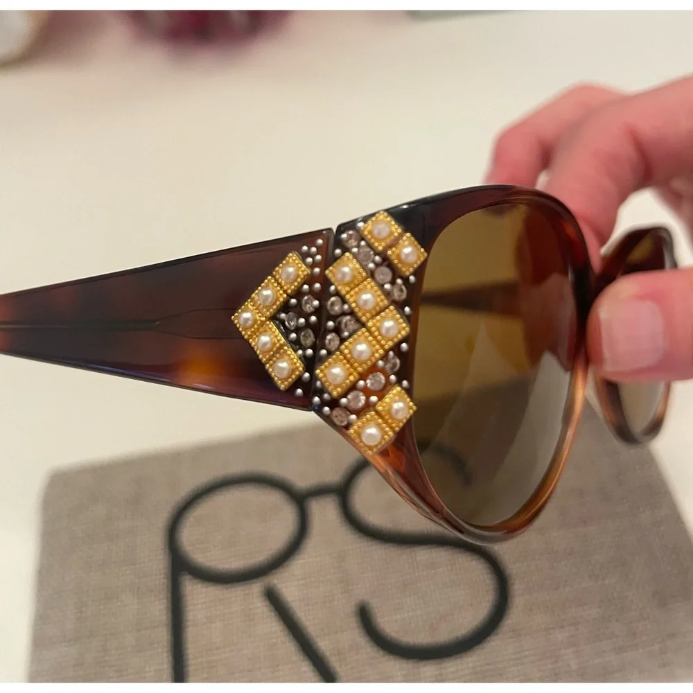 Bulova Rhinestone Tortoise Shell Sunglasses - Picture 8 of 15